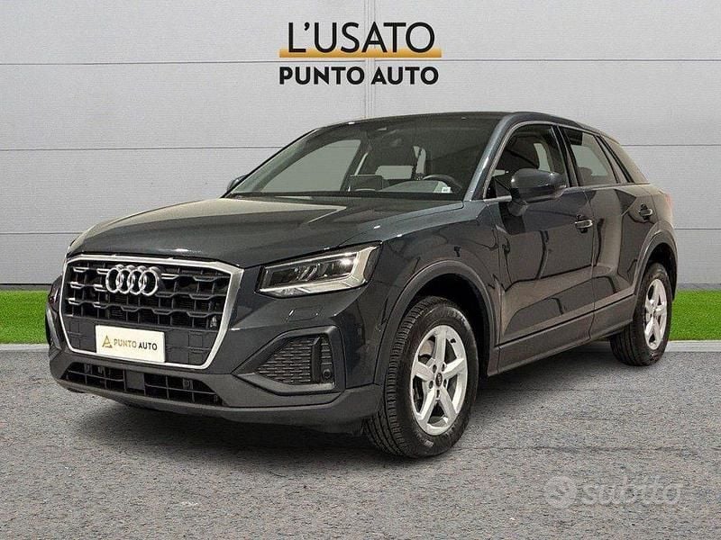 Usata Audi Q2 Business 150 CV (110 kW) 2024 Grigio SUV