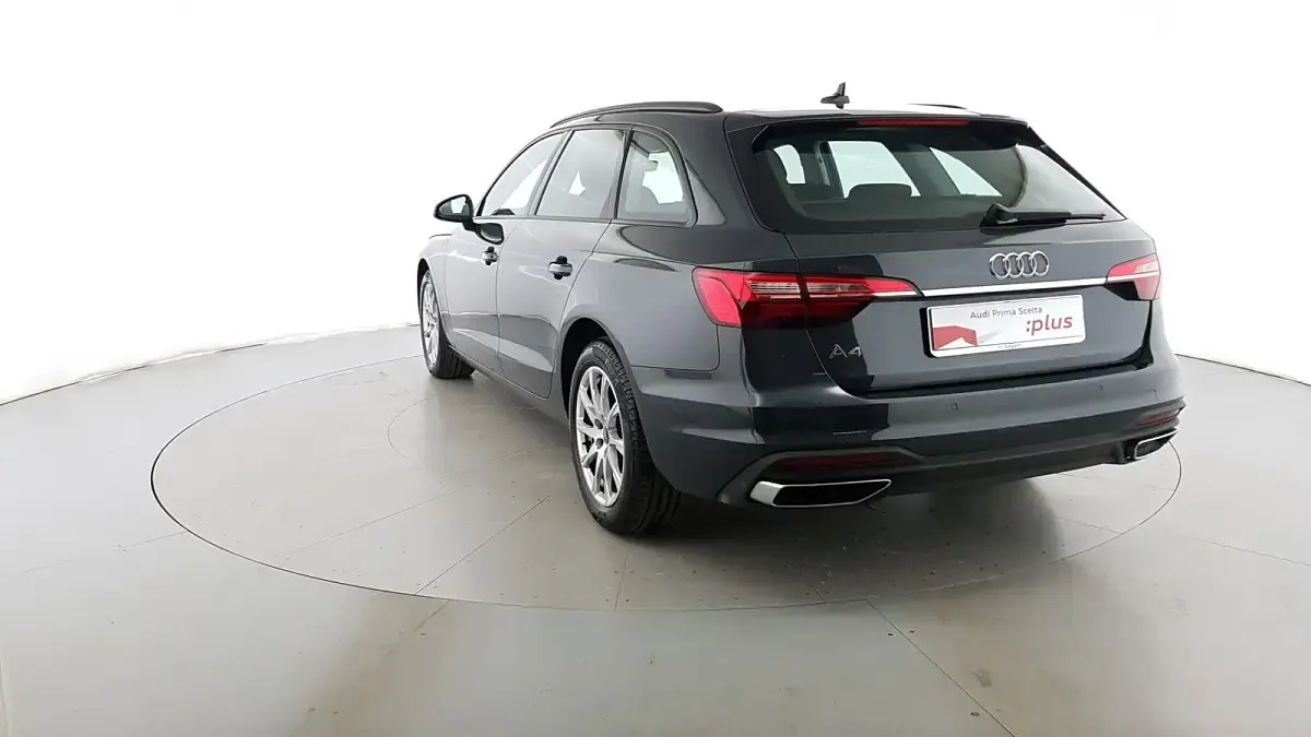 Usata Audi A4 Business 163 CV (119 kW) 2024 Grigio manhattan Station wagon