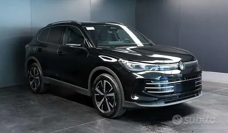 Nuova VW Tiguan 150 CV (110 kW) 2026 Nero SUV