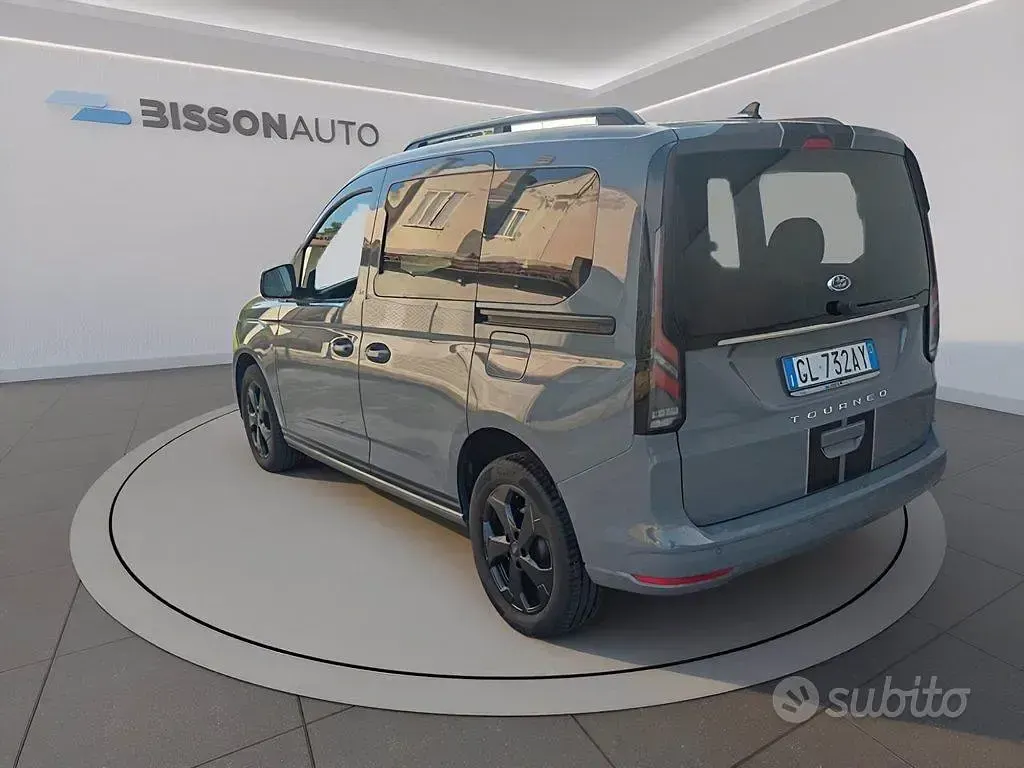 Usata Ford Tourneo Connect Sport 122 CV (89 kW) 2022 Grigio Monovolume