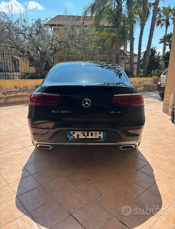 Usata Mercedes GLC220 Premium 194 CV (142 kW) 2021 Nero SUV
