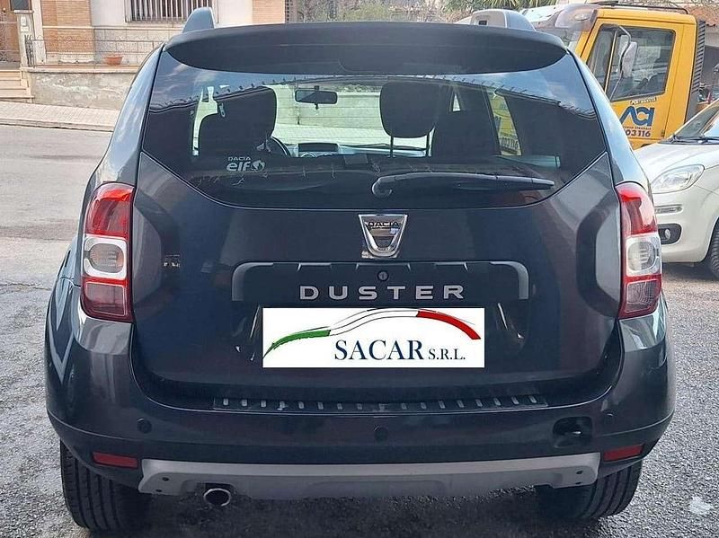 Usata Dacia Duster Prestige 110 CV (80 kW) 2016 Grigio Station wagon