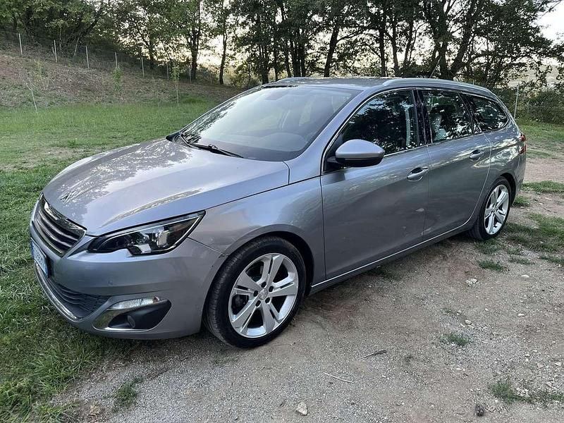 Usata 2016 Peugeot 308 SW Allure Station wagon | 7500 € (Ottimo prezzo) - Immagine 1/4