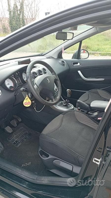 Usata Peugeot 308 112 CV (82 kW) 2007 Utilitaria