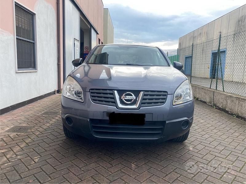 Gebraucht Nissan Qashqai Visia 103 PS (75 kW) 2009 Grau SUV