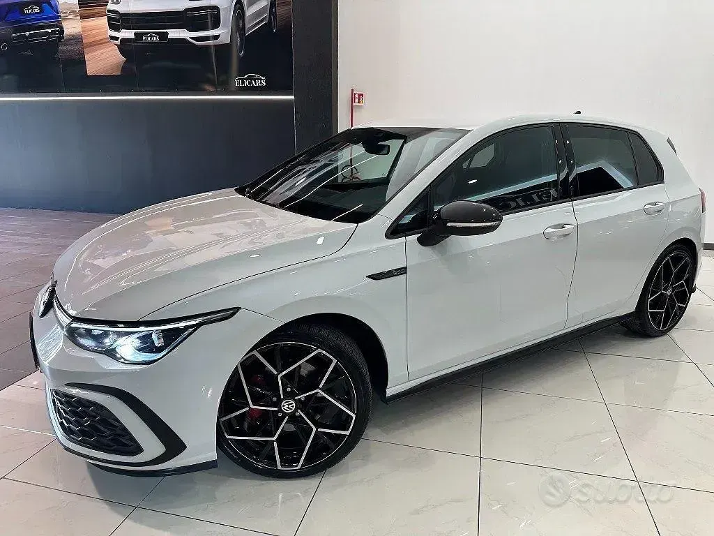Usata VW Golf VIII GTD 200 CV (147 kW) 2021 Bianco pastello Berlina