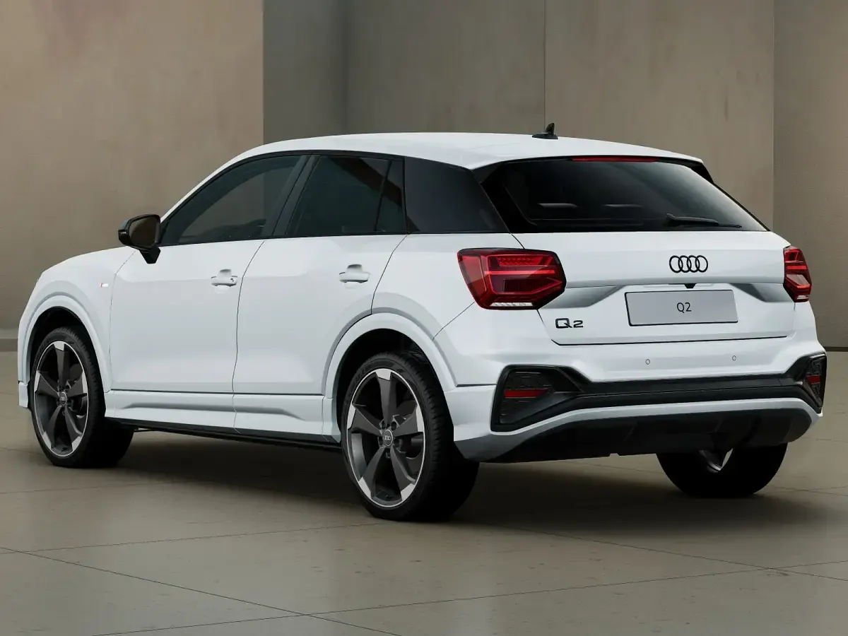 Nuova Audi Q2 Comfort 150 CV (110 kW) 2026 Bianco ghiacciaio metallizzato SUV