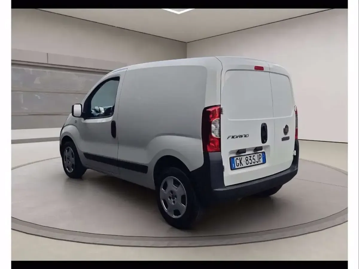 Usata Fiat Fiorino 95 CV (69 kW) 2022 Bianco diamond Monovolume