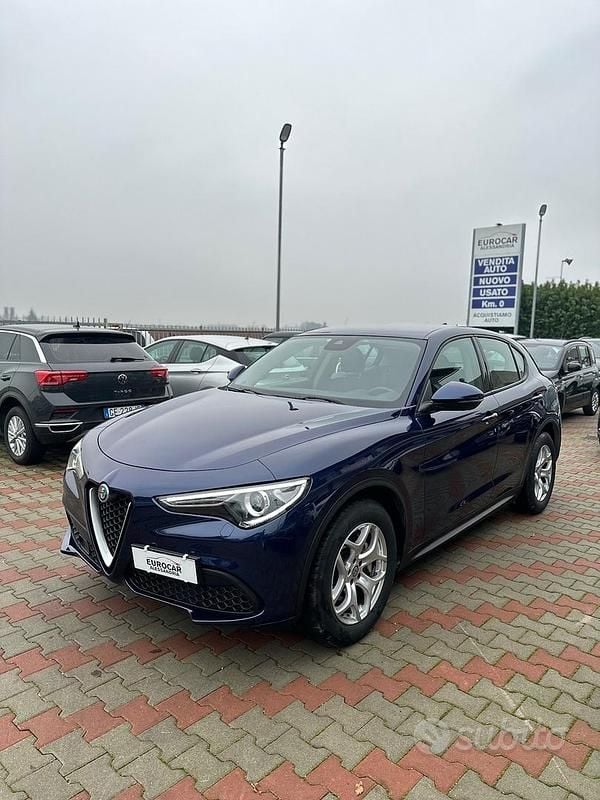 Usata Alfa Romeo Stelvio Business 160 CV (117 kW) 2020 Blu SUV