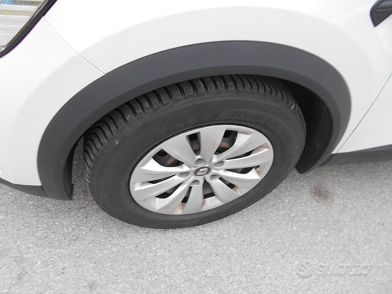 Usata Renault Captur Life 101 CV (74 kW) 2020 Beige SUV