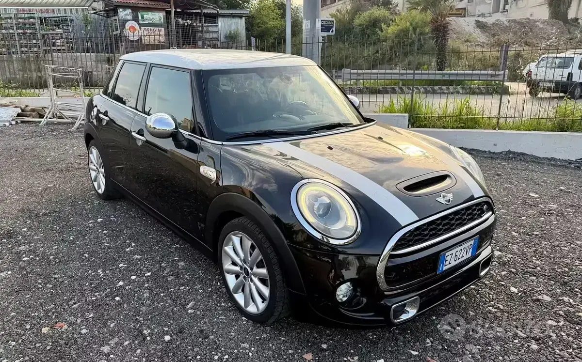 Usata Mini Cooper SD 190 CV (139 kW) 2015 Nero Utilitaria
