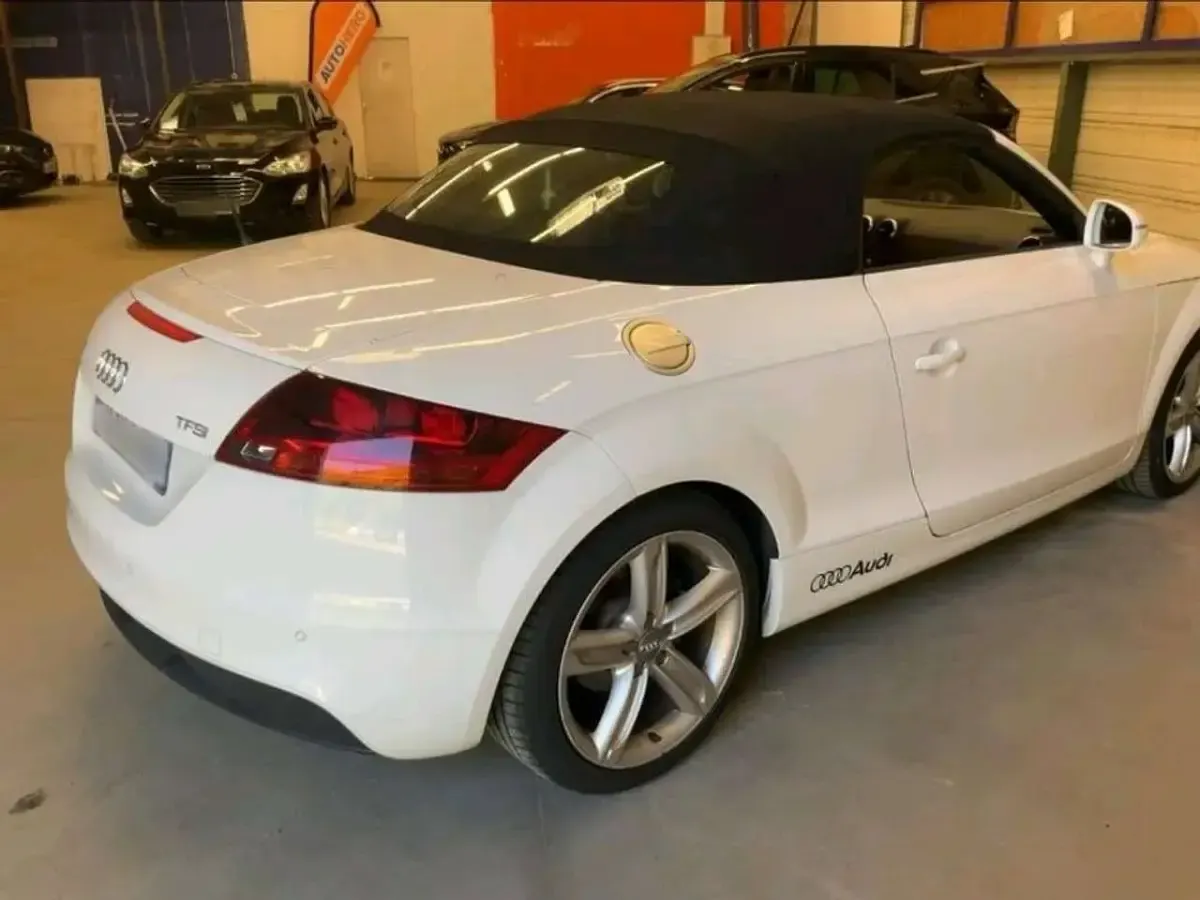Usata Audi TT Roadster Advanced Plus 160 CV (117 kW) 2011 Bianco Cabrio