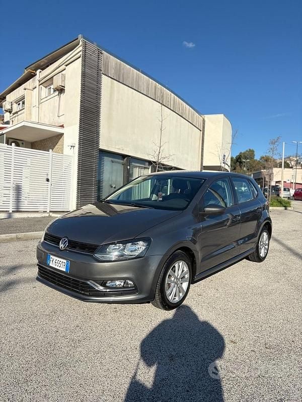 Usata VW Polo 75 CV (55 kW) 2015 Grigio Berlina