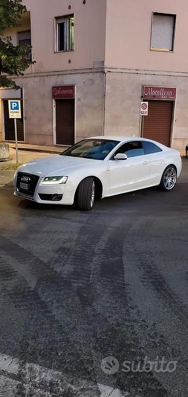 Usata Audi A5 S-Line 2011 Bianco Coupé