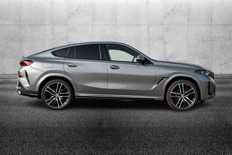 Usata BMW X6 M Sport 298 CV (219 kW) 2025 Grigio metallizzato SUV