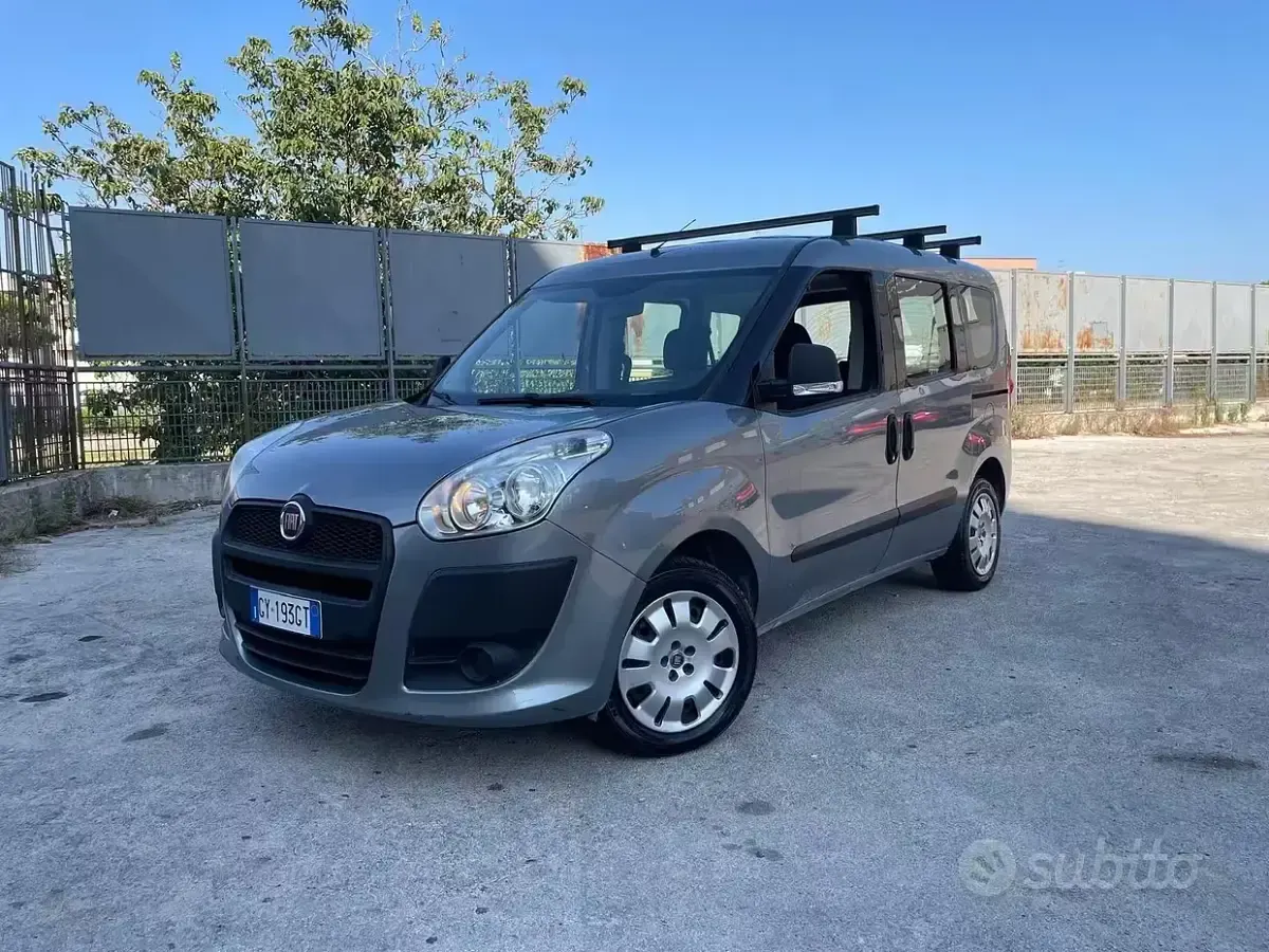 Usata Fiat Doblò Dynamic 120 CV (88 kW) 2014 Grigio Monovolume