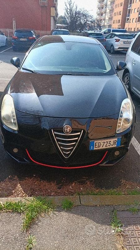 Usata Alfa Romeo Giulietta 105 CV (77 kW) 2010 Nero Utilitaria