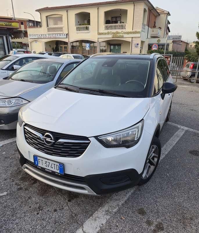 Usata Opel Crossland X Innovation 102 CV (75 kW) 2018 SUV