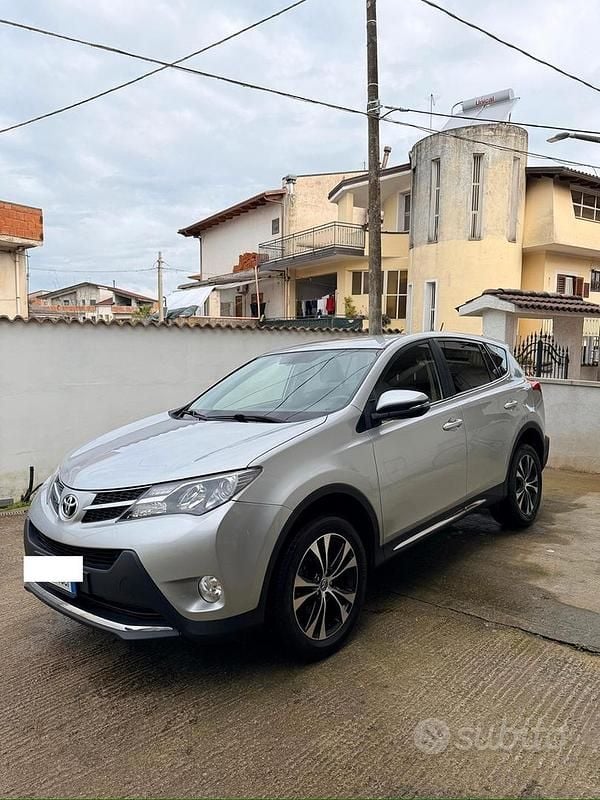 Usata Toyota RAV4 Style 2015 Grigio SUV