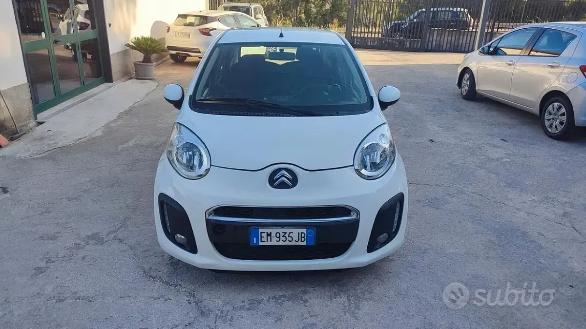 Usata Citroën C1 69 CV (50 kW) 2013 Bianco Utilitaria