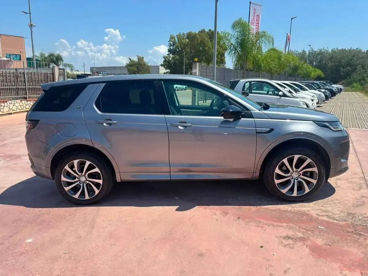 Usata Land Rover Discovery Sport R-Dynamic 204 CV (150 kW) 2023 Grigio SUV