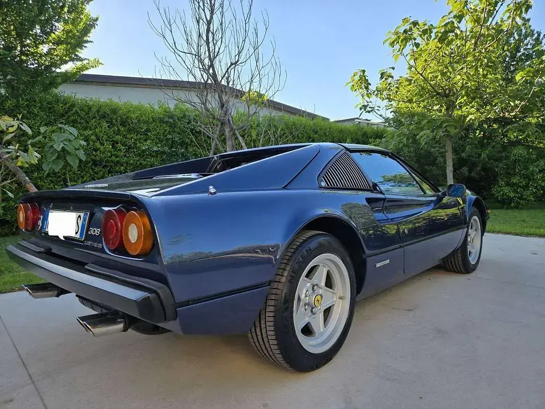 Usata Ferrari 308 239 CV (175 kW) 1983 Blu/azzurro Coupé