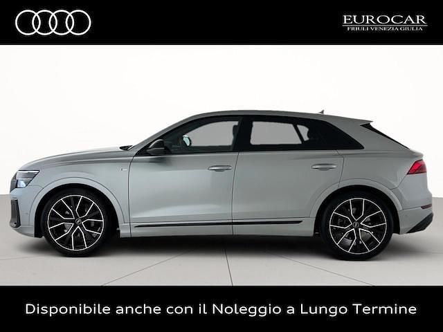Usata Audi Q8 S-Line 286 CV (210 kW) 2025 Grigio satellite metallizzato SUV