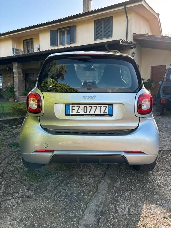 Usata Smart ForTwo Coupé Brabus 71 CV (52 kW) 2019 Utilitaria