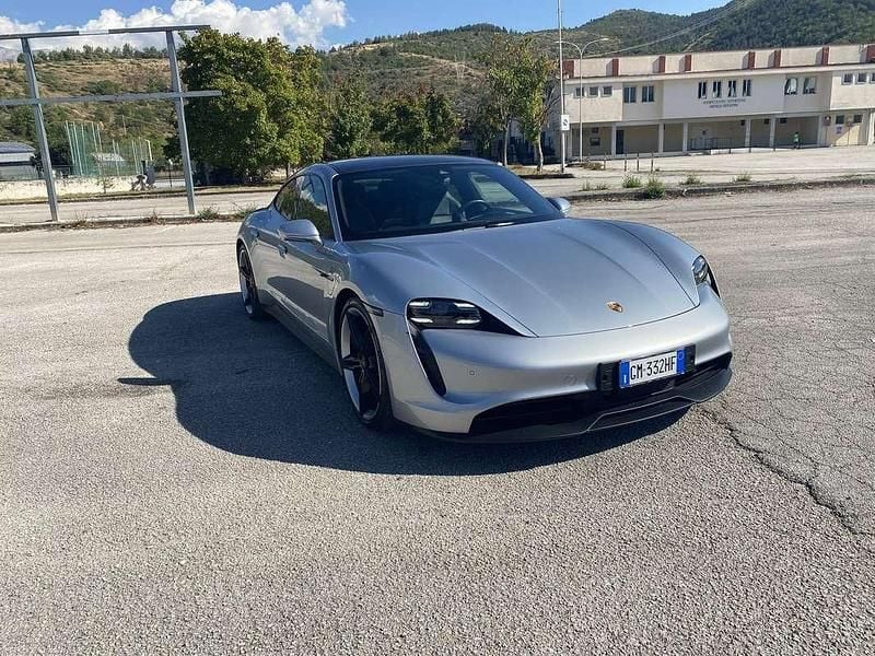 Usata Porsche Taycan 141 kW (193 CV) 2020 Berlina