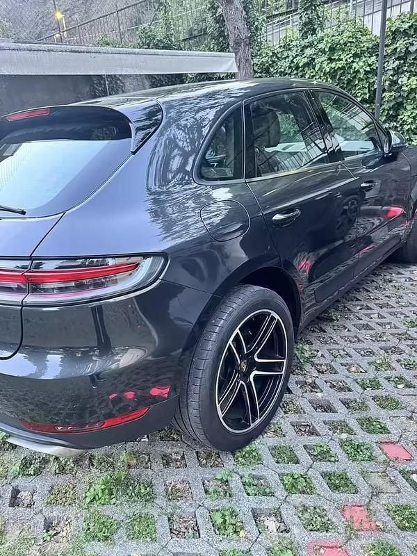 Usata Porsche Macan 245 CV (180 kW) 2021 Grigio SUV