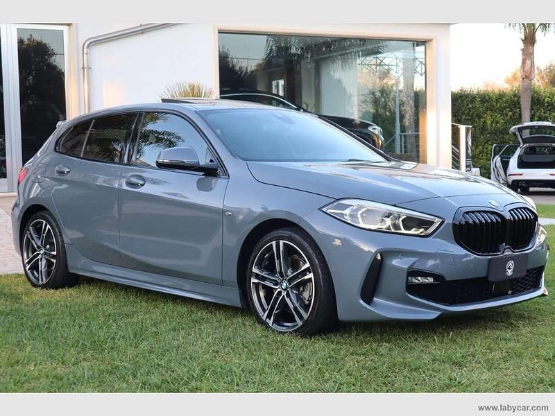 Grigio Usata 2020 BMW 118 M Sport Due volumi | 25.900 € (Molto cara) - Immagine 1/4