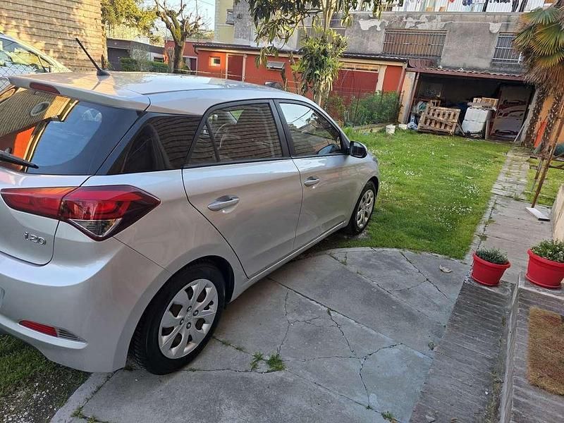 Usata Hyundai i20 Classic 84 CV (61 kW) 2015 Utilitaria