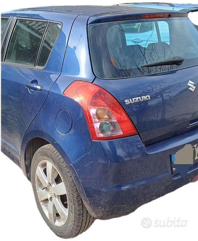 Usata Suzuki Swift GL 75 CV (55 kW) 2009 Blu Berlina