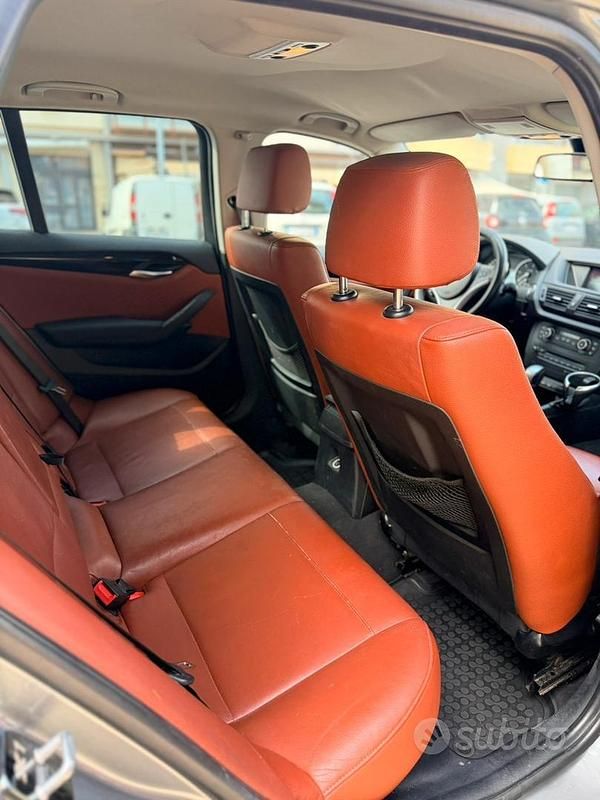 Usata BMW X1 Comfort Edition 143 CV (105 kW) 2011 Grigio SUV