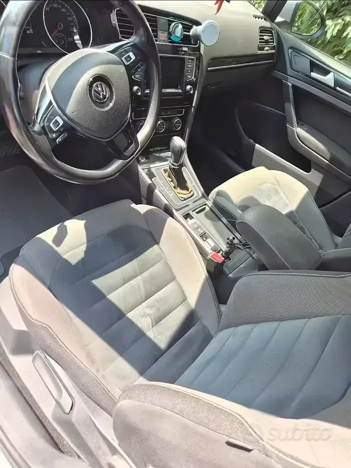 Usata VW Golf VII 110 CV (80 kW) 2015 Grigio Berlina