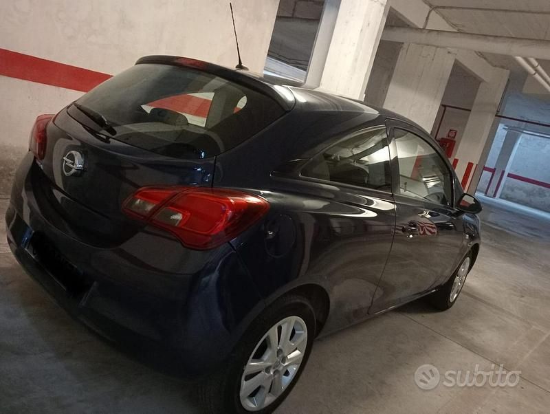 Usata Opel Corsa 90 CV (66 kW) 2016 Blu Utilitaria