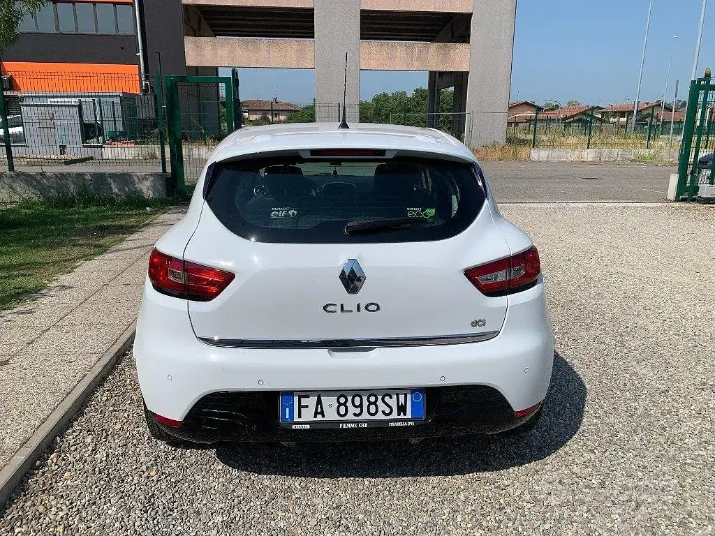 Usata Renault Clio IV 75 CV (55 kW) 2015 Bianco Berlina