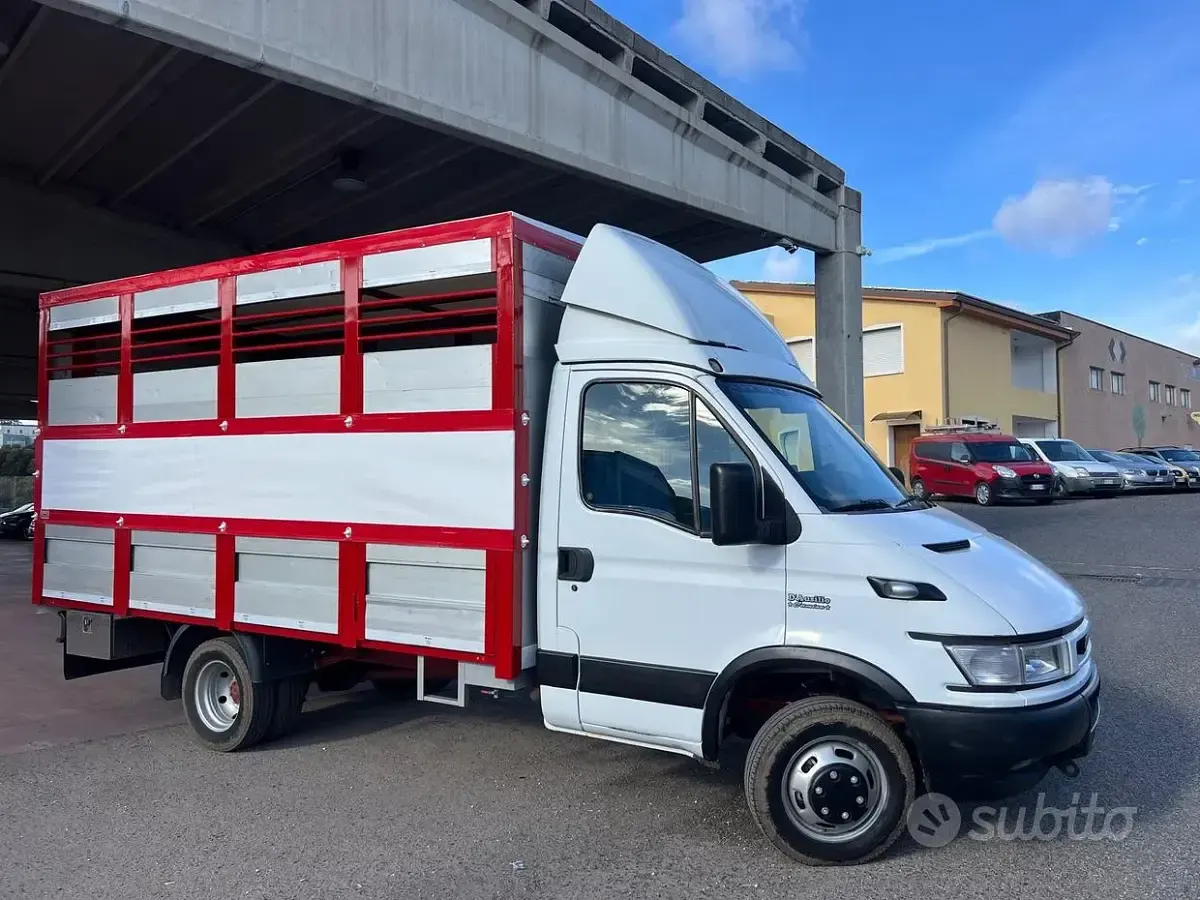 Occasion Iveco Daily 125 PK (91 kW) 2002 Sedan