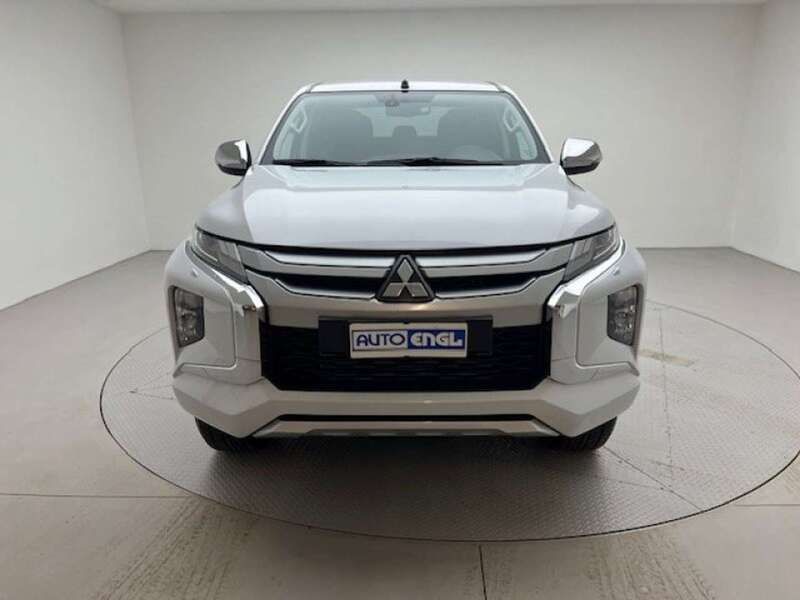 Usata Mitsubishi L200 Top 150 CV (110 kW) 2022 Bianco Pick-up