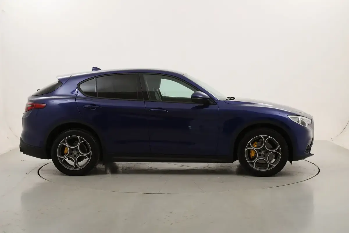 Usata Alfa Romeo Stelvio Sprint 190 CV (139 kW) 2021 SUV