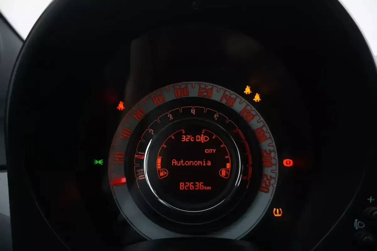 Usata Fiat 500 70 CV (51 kW) 2022 Grigiogrigio Utilitaria