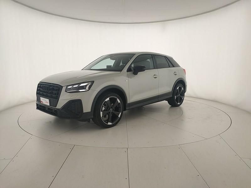 Nuova Audi Q2 S-Line 150 CV (110 kW) 2025 Argento cavo metallizzato SUV