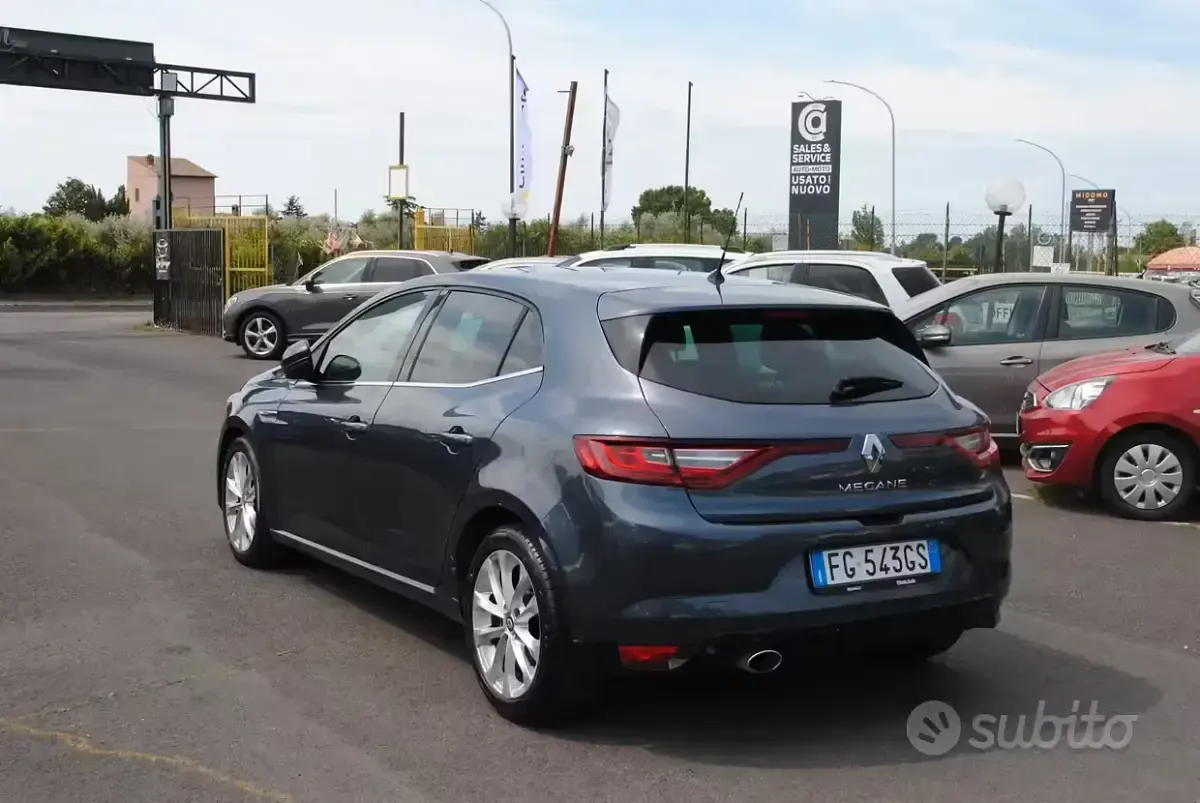 Usata Renault Mégane 110 CV (80 kW) 2017 Grigio Berlina