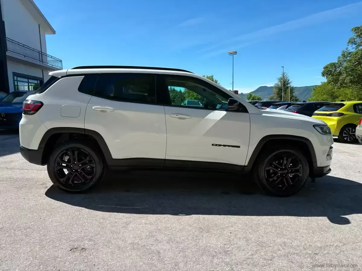 Usata Jeep Compass Night Eagle 131 CV (96 kW) 2023 Bianco SUV