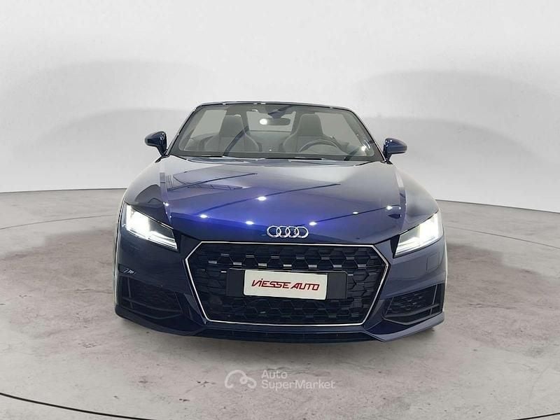 Usata Audi TT Roadster Ambiente 245 CV (180 kW) 2021 Blu/azzurro Cabrio