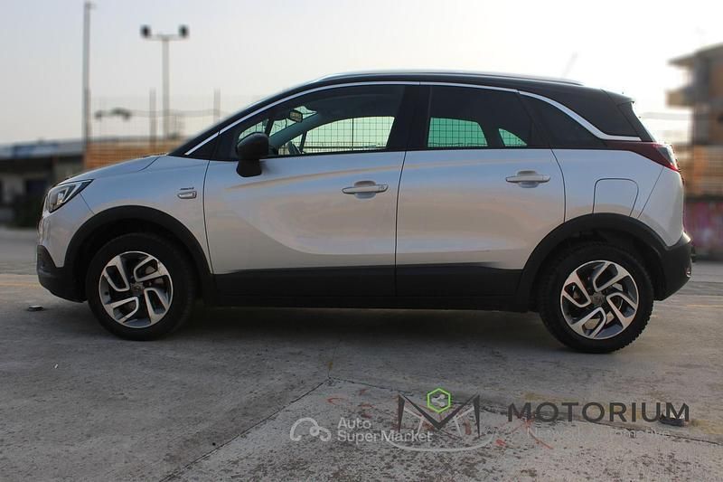 Usata Opel Crossland X Innovation 110 CV (80 kW) 2017 Grigio SUV