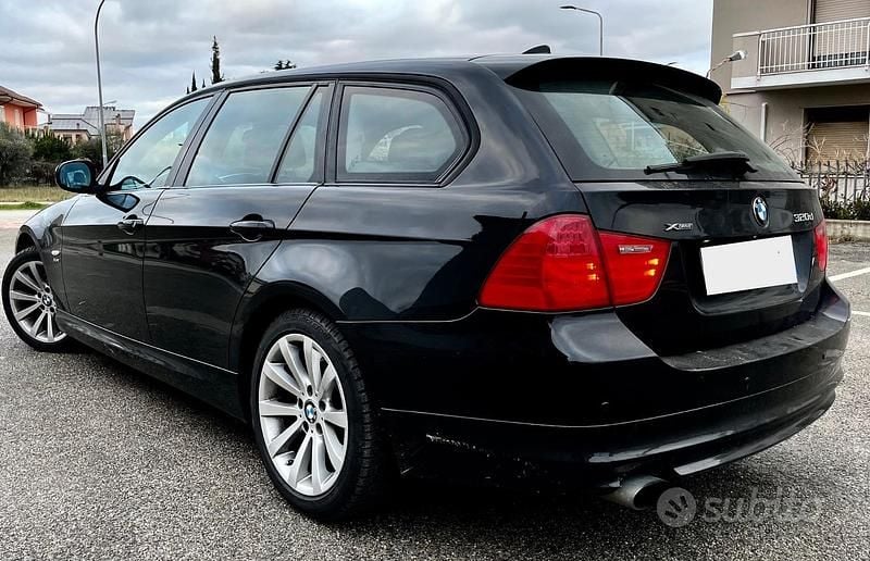 Usata BMW 320 184 CV (135 kW) 2010 Station wagon
