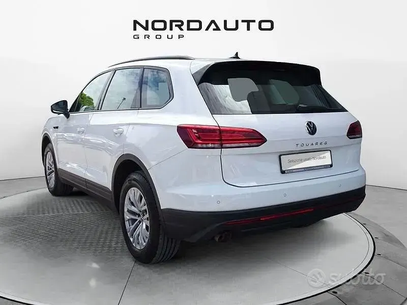 Usata VW Touareg 231 CV (169 kW) 2021 Bianco SUV