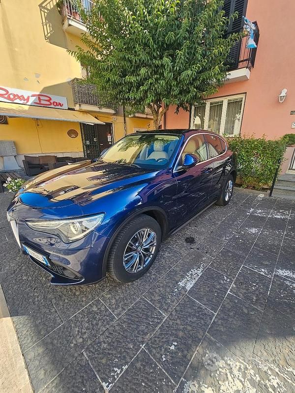 Usata Alfa Romeo Stelvio Super 210 CV (154 kW) 2018 Blu SUV