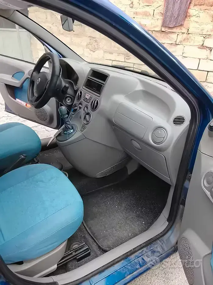 Usata Fiat Panda Dynamic 60 CV (44 kW) 2004 Blu Utilitaria